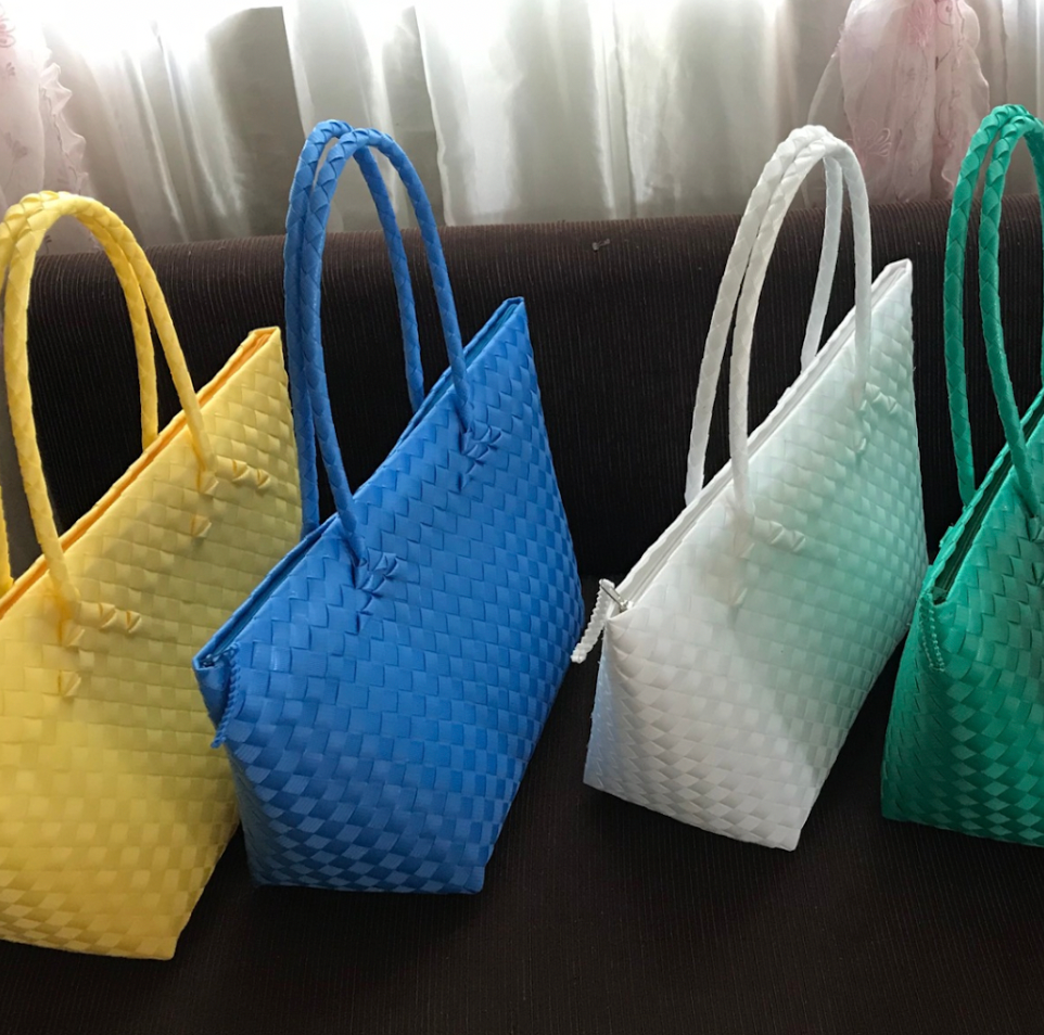 Plastic Bayong Zipper Bag